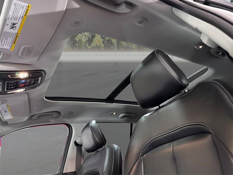 2023 Jeep Cherokee Base photo 18