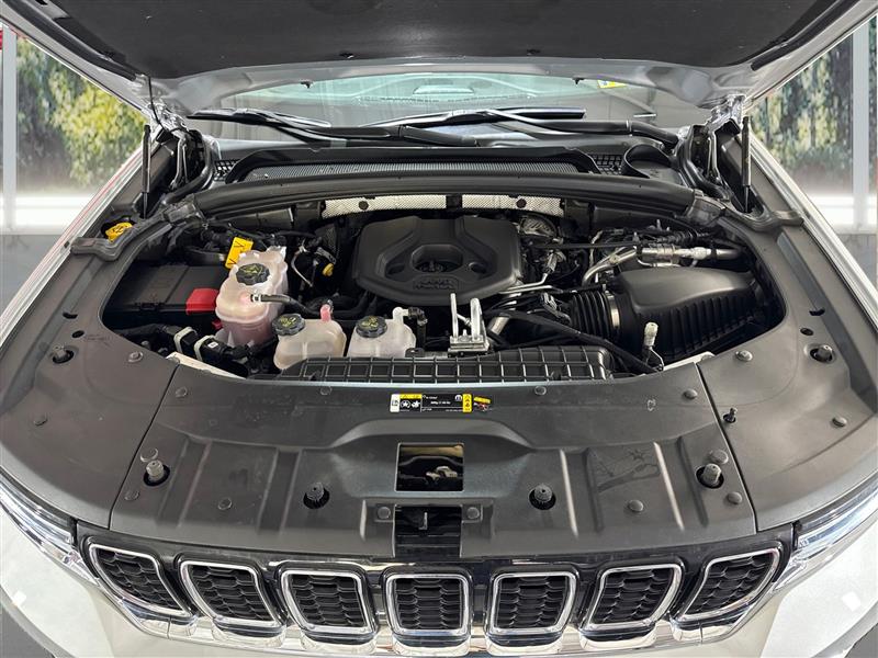 2023 Jeep Cherokee Base photo 20