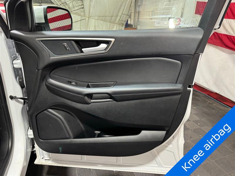2024 Ford Edge SEL photo 12