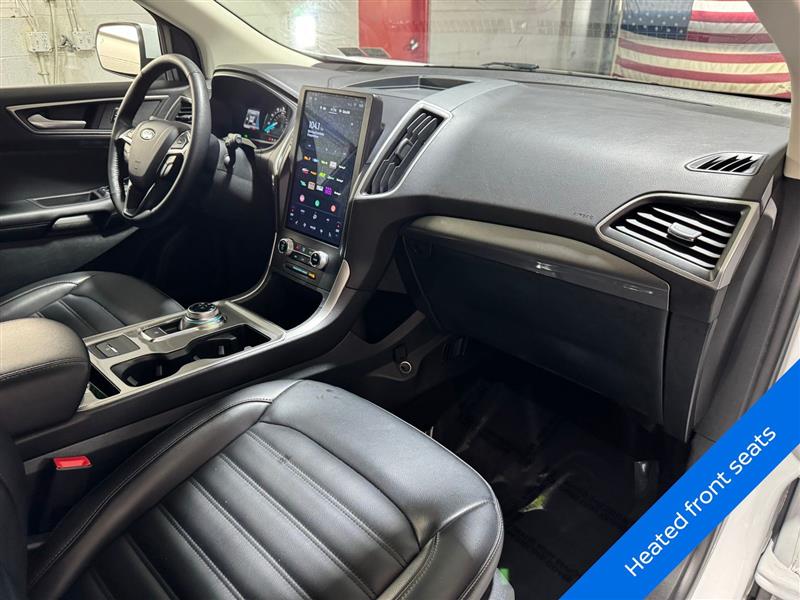 2024 Ford Edge SEL photo 13