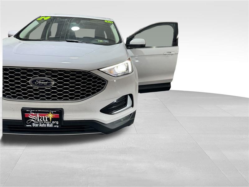 2024 Ford Edge SEL photo 24