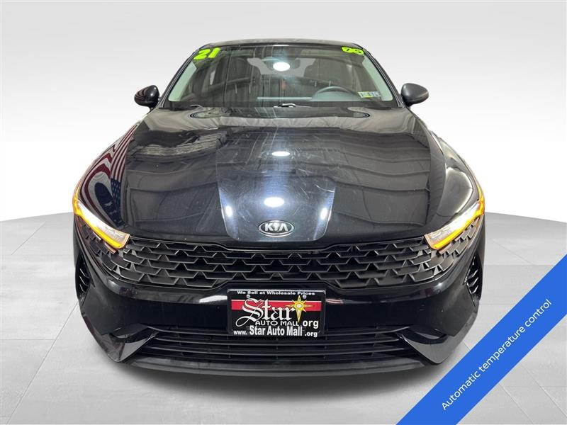 2021 Kia K5 LXS photo 2