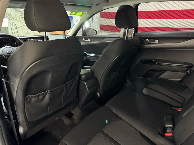 2021 Kia K5 LXS photo 16