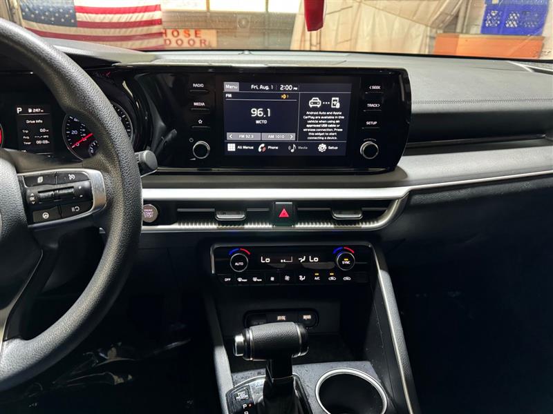 2021 Kia K5 LXS photo 25