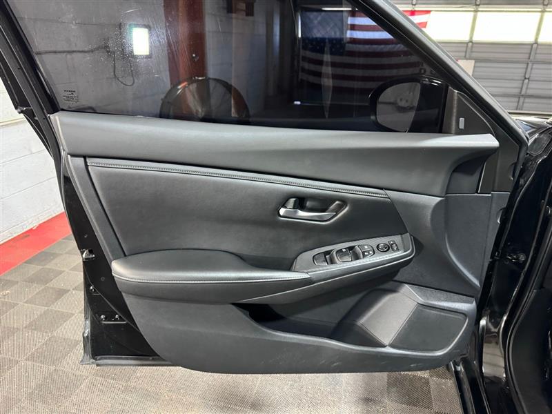 2020 Nissan Sentra S photo 11