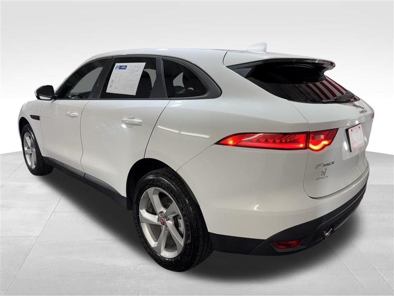 Jaguar F-Pace 25t Premium 2018