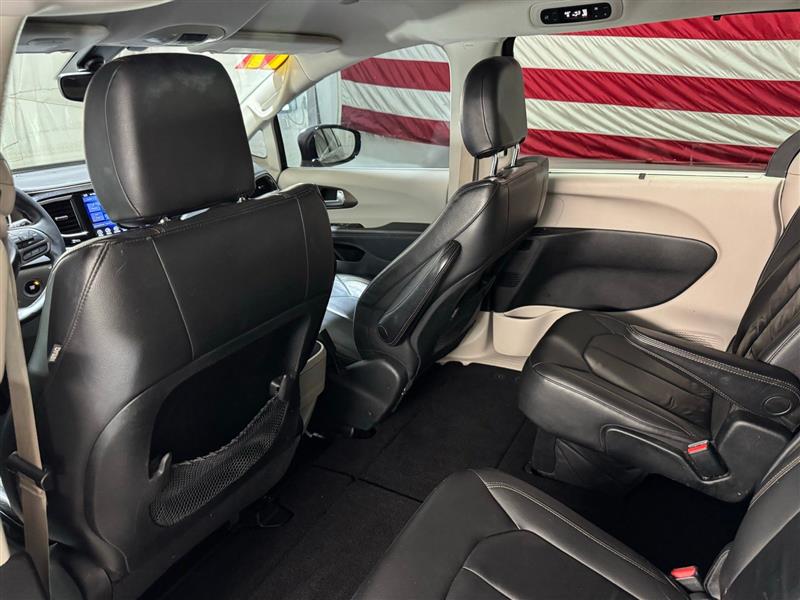 Chrysler Pacifica Touring-L 2017