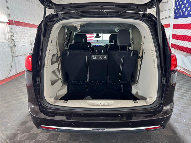 Chrysler Pacifica Touring-L 2017