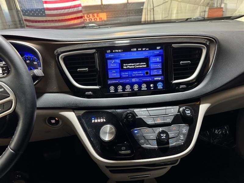 Chrysler Pacifica Touring-L 2017