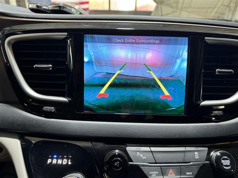 Chrysler Pacifica Touring-L 2017