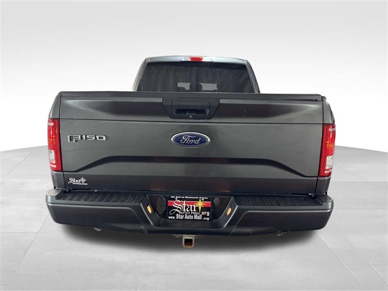 Ford F-150 XL SuperCab 8-ft. Bed 4WD 2017 Ford F-150 XL SuperCab 8-ft. Bed 4WD 2017
