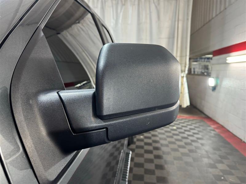Ford F-150 XL SuperCab 8-ft. Bed 4WD 2017 Ford F-150 XL SuperCab 8-ft. Bed 4WD 2017