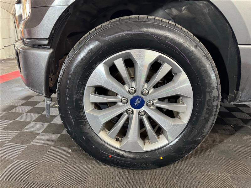 Ford F-150 XL SuperCab 8-ft. Bed 4WD 2017 Ford F-150 XL SuperCab 8-ft. Bed 4WD 2017