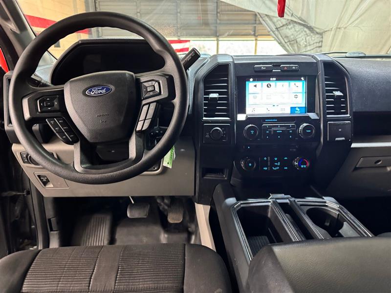 Ford F-150 XL SuperCab 8-ft. Bed 4WD 2017 Ford F-150 XL SuperCab 8-ft. Bed 4WD 2017