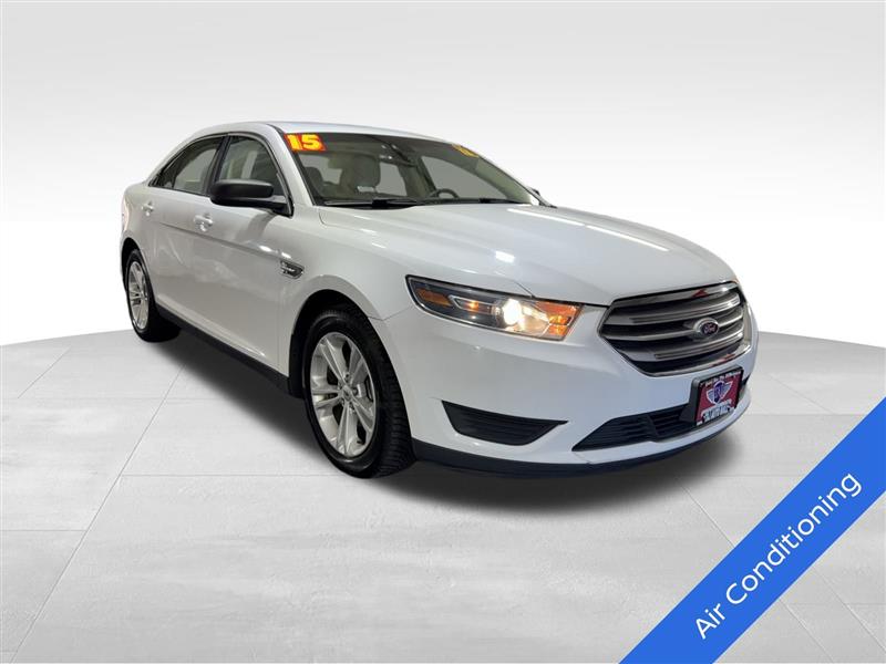 Ford Taurus SE FWD 2015