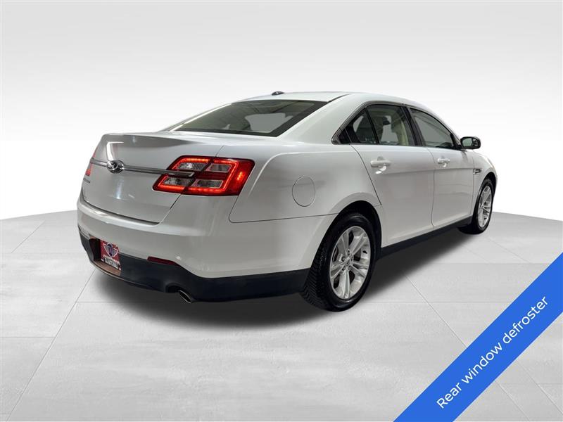 Ford Taurus SE FWD 2015