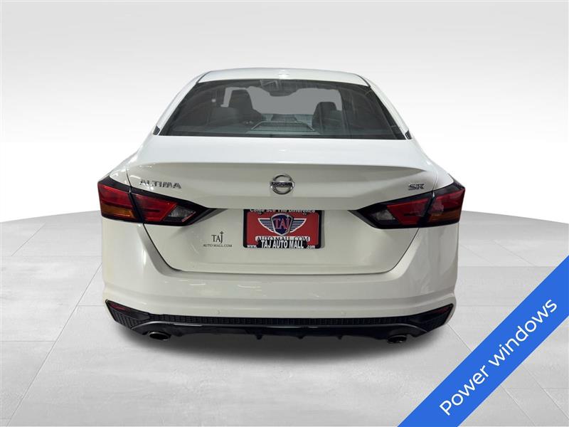 Nissan Altima 2.5 SR 2022