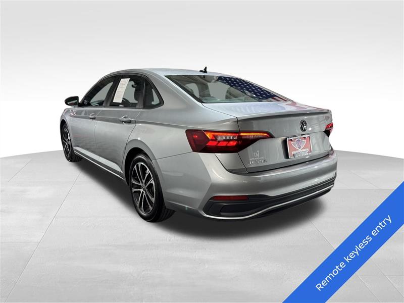 Volkswagen Jetta Sport 2023