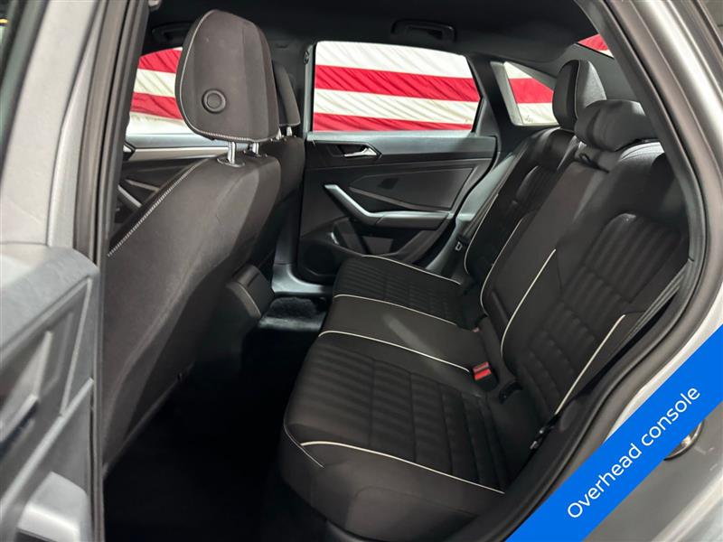 Volkswagen Jetta Sport 2023