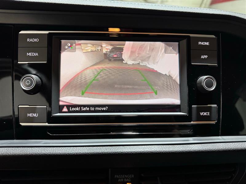 Volkswagen Jetta Sport 2023