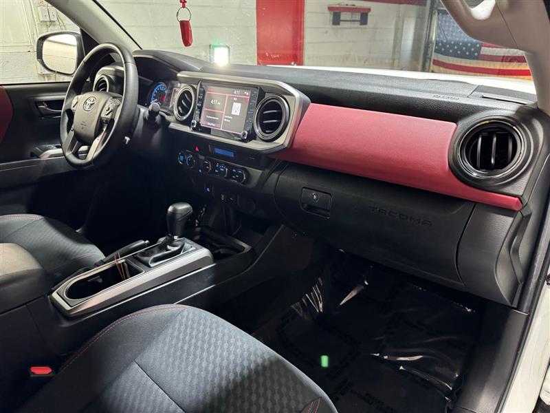 Toyota Tacoma SR5 Double Cab Long Bed V6 6AT 4WD 2023