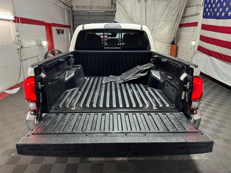 Toyota Tacoma SR5 Double Cab Long Bed V6 6AT 4WD 2023