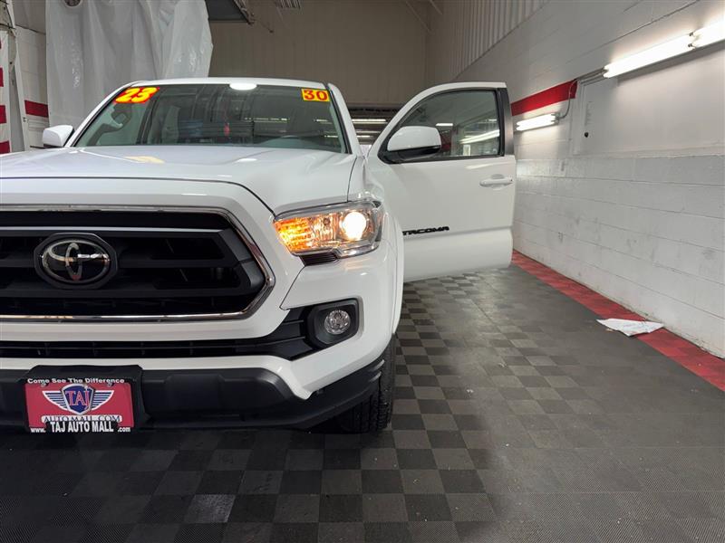 Toyota Tacoma SR5 Double Cab Long Bed V6 6AT 4WD 2023