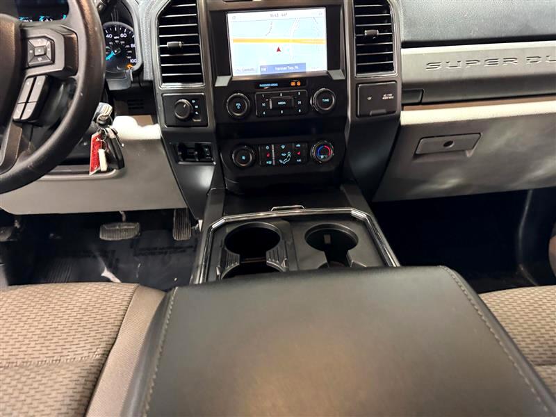 Ford F-250 SD XLT Crew Cab 4WD 2020