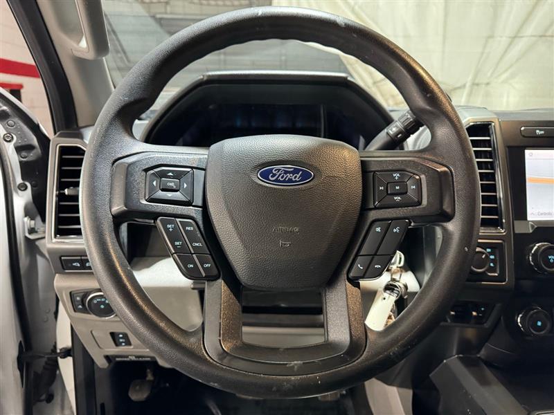 Ford F-250 SD XLT Crew Cab 4WD 2020