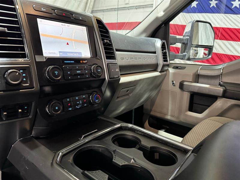 Ford F-250 SD XLT Crew Cab 4WD 2020