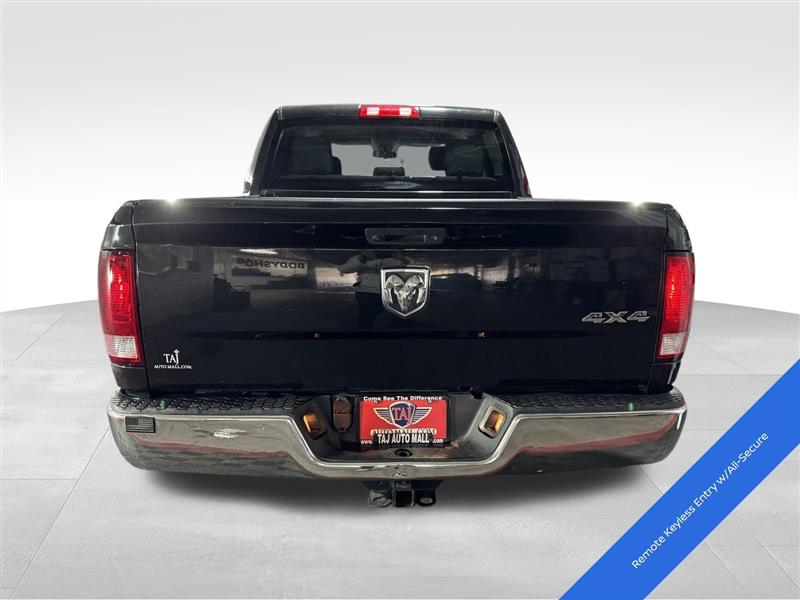 RAM 1500 Tradesman Crew Cab SWB 4WD 2017