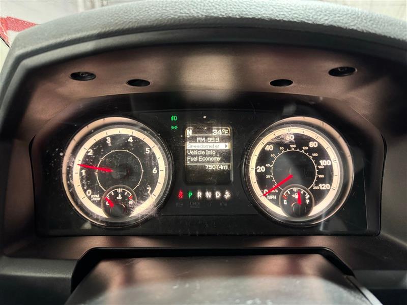 RAM 1500 Tradesman Crew Cab SWB 4WD 2017