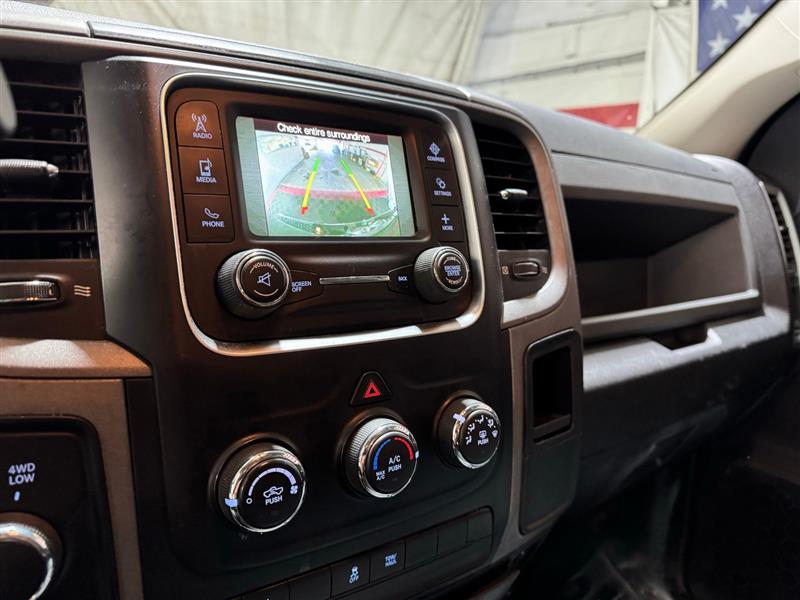 RAM 1500 Tradesman Crew Cab SWB 4WD 2017