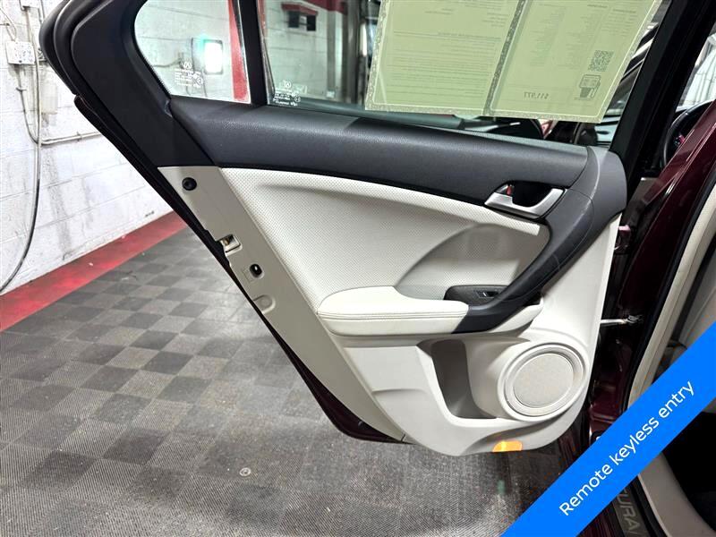 Acura TSX 5-Speed AT with Tech Package 2011