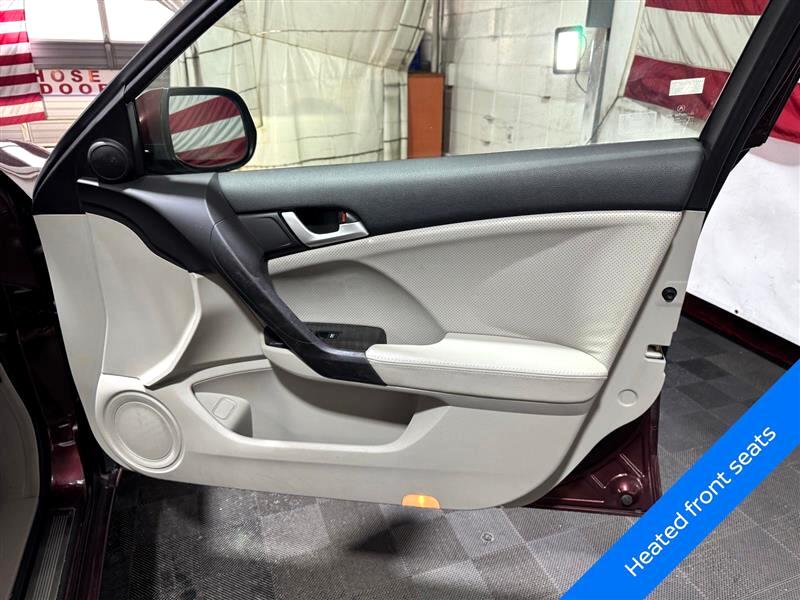 Acura TSX 5-Speed AT with Tech Package 2011