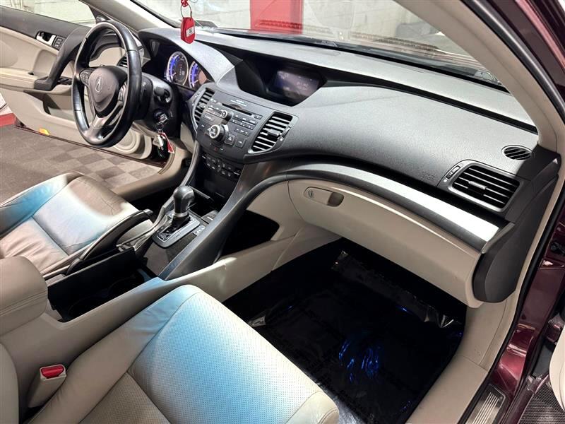 Acura TSX 5-Speed AT with Tech Package 2011