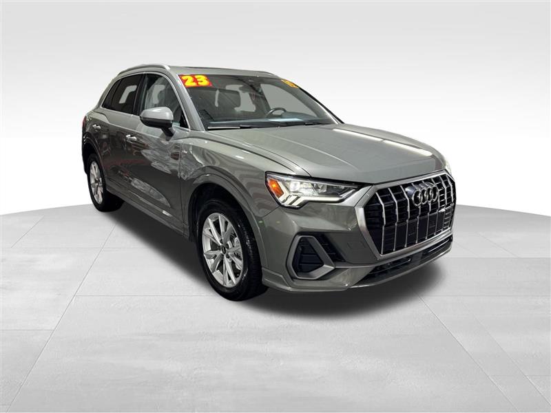 Audi Q3 S line Premium quattro 2023