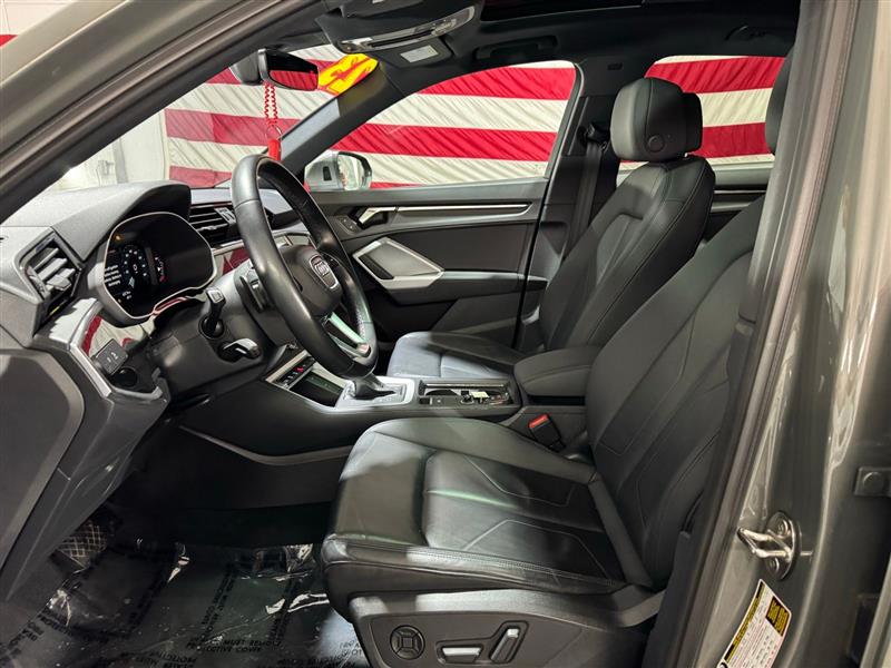 Audi Q3 S line Premium quattro 2023