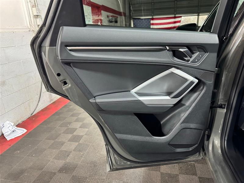 Audi Q3 S line Premium quattro 2023