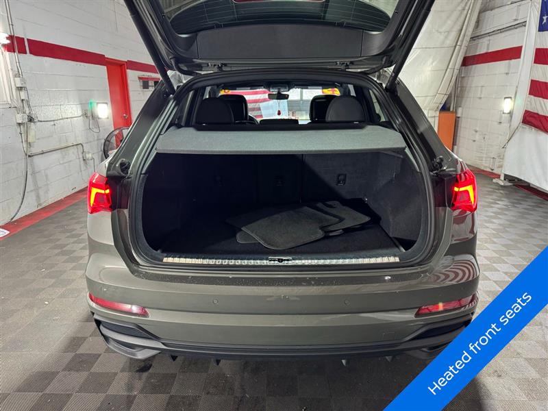 Audi Q3 S line Premium quattro 2023