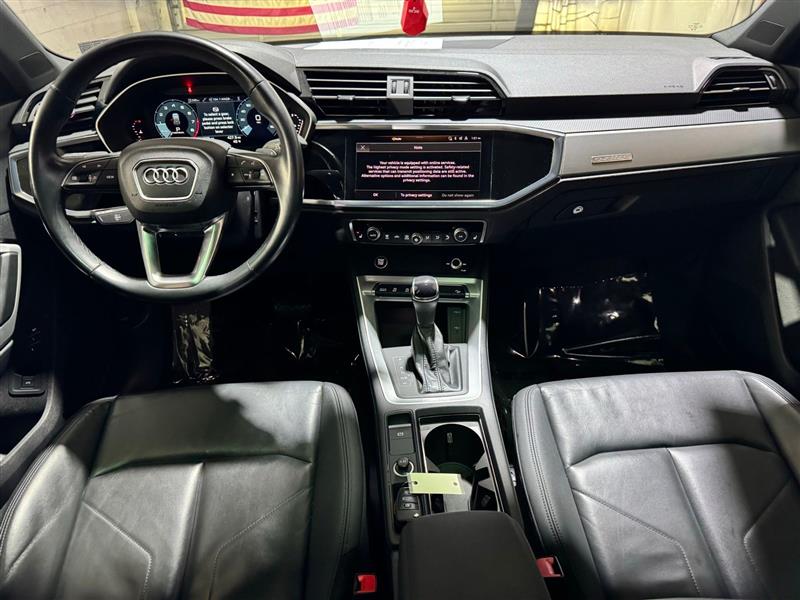 Audi Q3 S line Premium quattro 2023