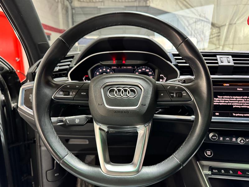 Audi Q3 S line Premium quattro 2023