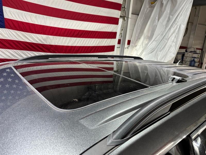 Ford Explorer XLT AWD 2020