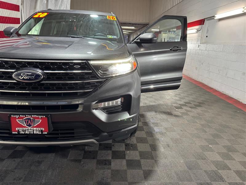 Ford Explorer XLT AWD 2020