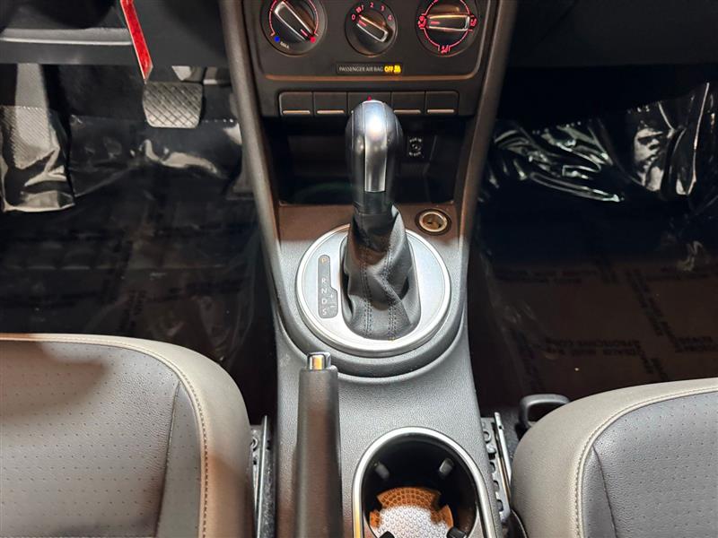 Volkswagen Beetle 1.8T Classic 2015