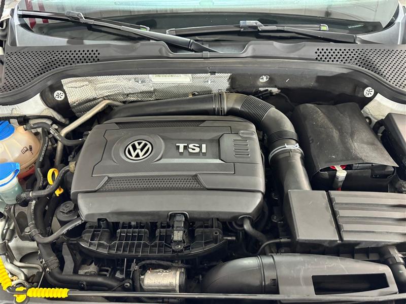 Volkswagen Beetle 1.8T Classic 2015