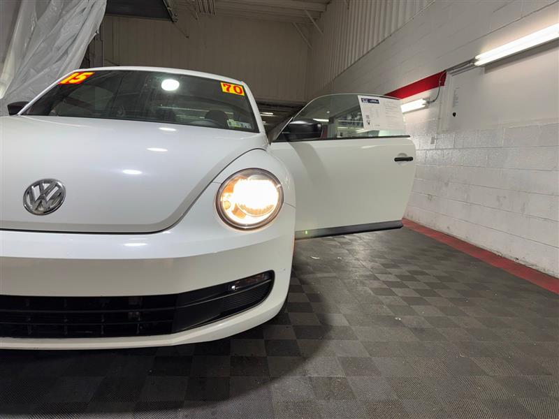 Volkswagen Beetle 1.8T Classic 2015