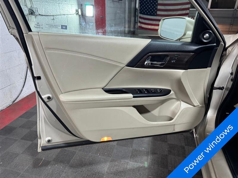 Honda Accord EX-L Sedan V6 6-Spd AT 2017