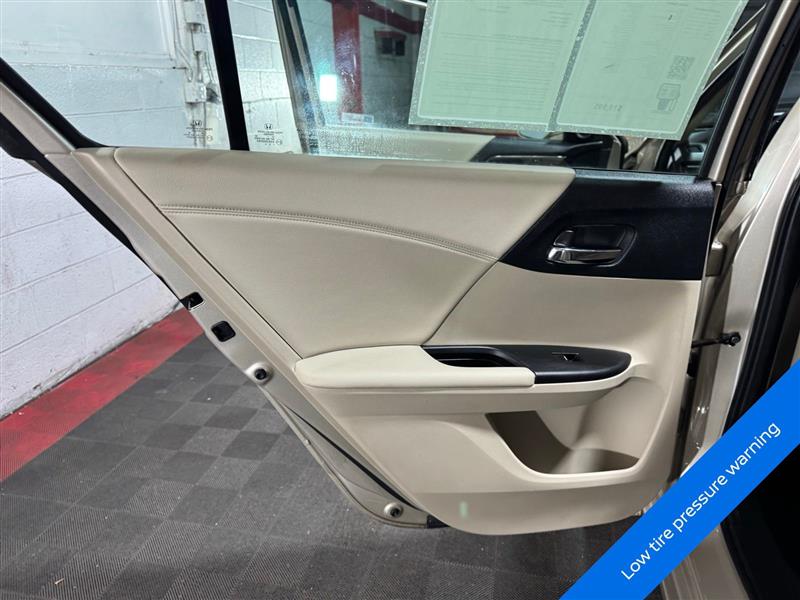 Honda Accord EX-L Sedan V6 6-Spd AT 2017