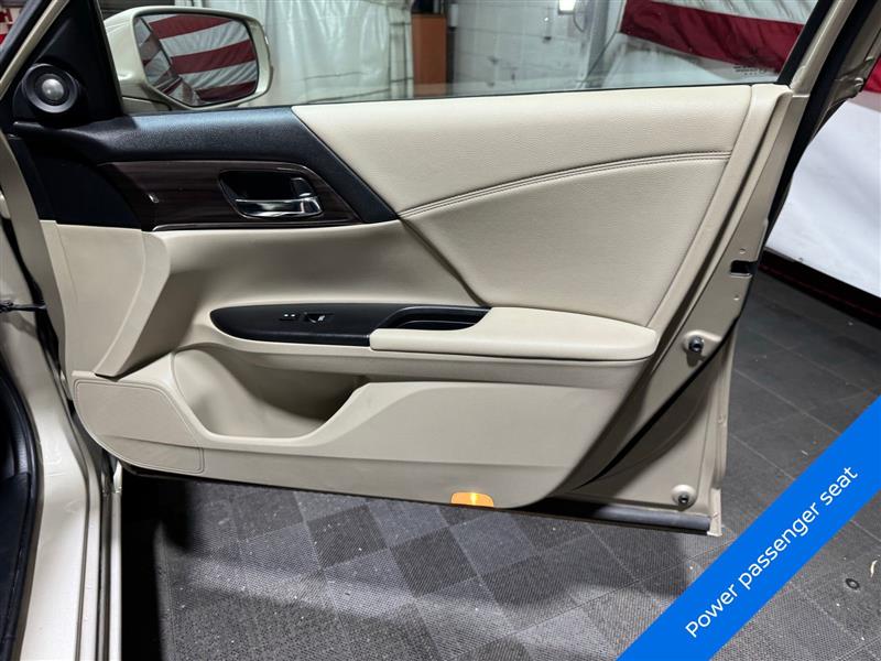 Honda Accord EX-L Sedan V6 6-Spd AT 2017